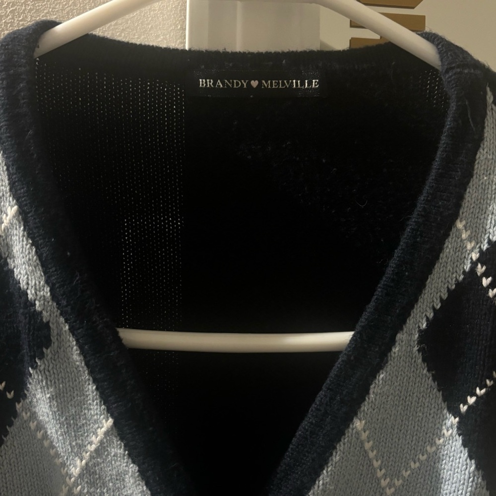 Brandy Melville Navy, White, and Light Blue Argyle Sweater
